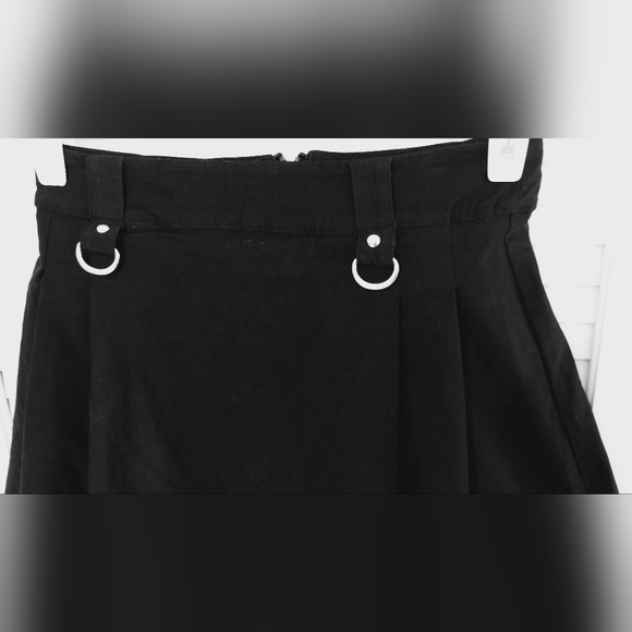 Vintage KILLSTAR Pleated, Back Zip Mini Skirt. - Picture 5 of 14